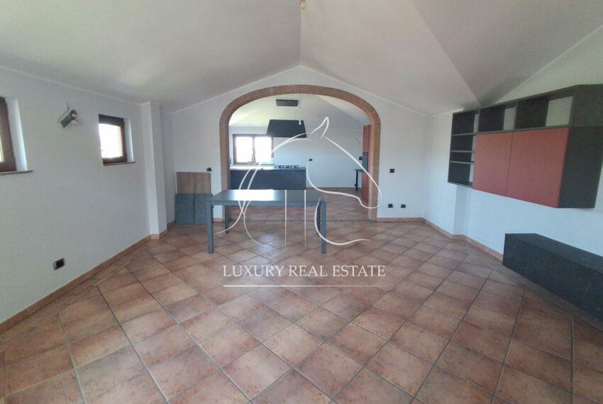 WhatsApp Image 2026-04-08 at 12.11.00 (2)